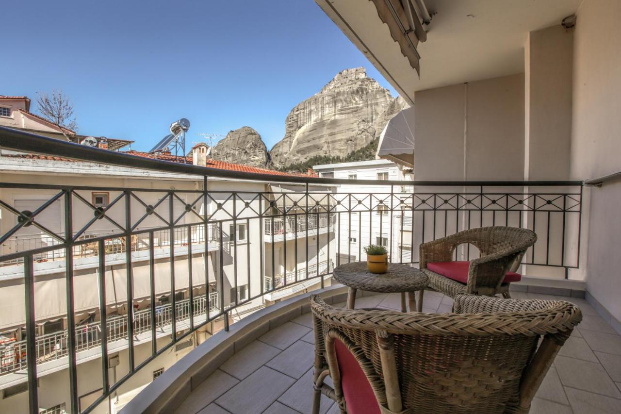 Grand Meteora Central Luxury Apartment กาลัมปากา ภายนอก รูปภาพ