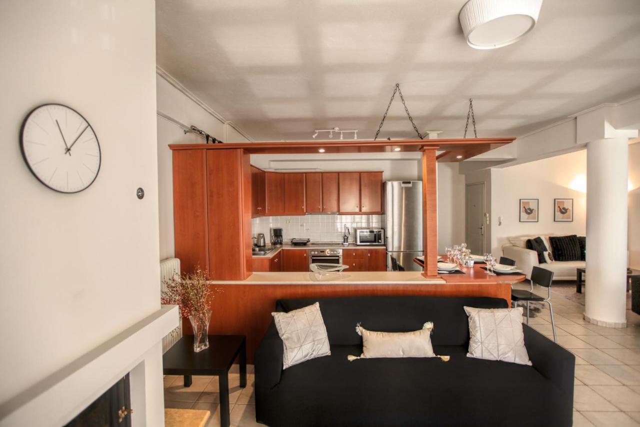 Grand Meteora Central Luxury Apartment กาลัมปากา ภายนอก รูปภาพ
