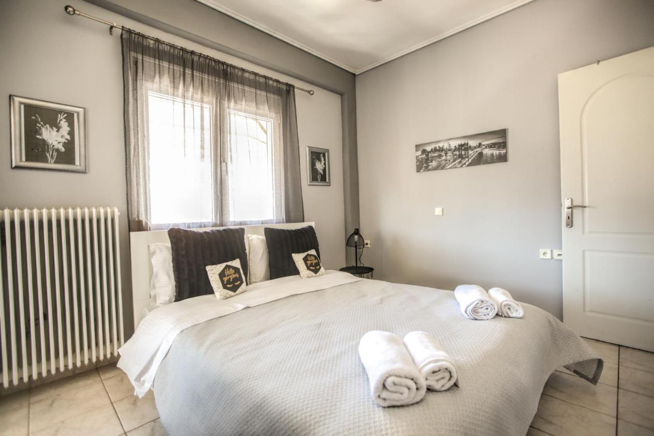 Grand Meteora Central Luxury Apartment กาลัมปากา ภายนอก รูปภาพ