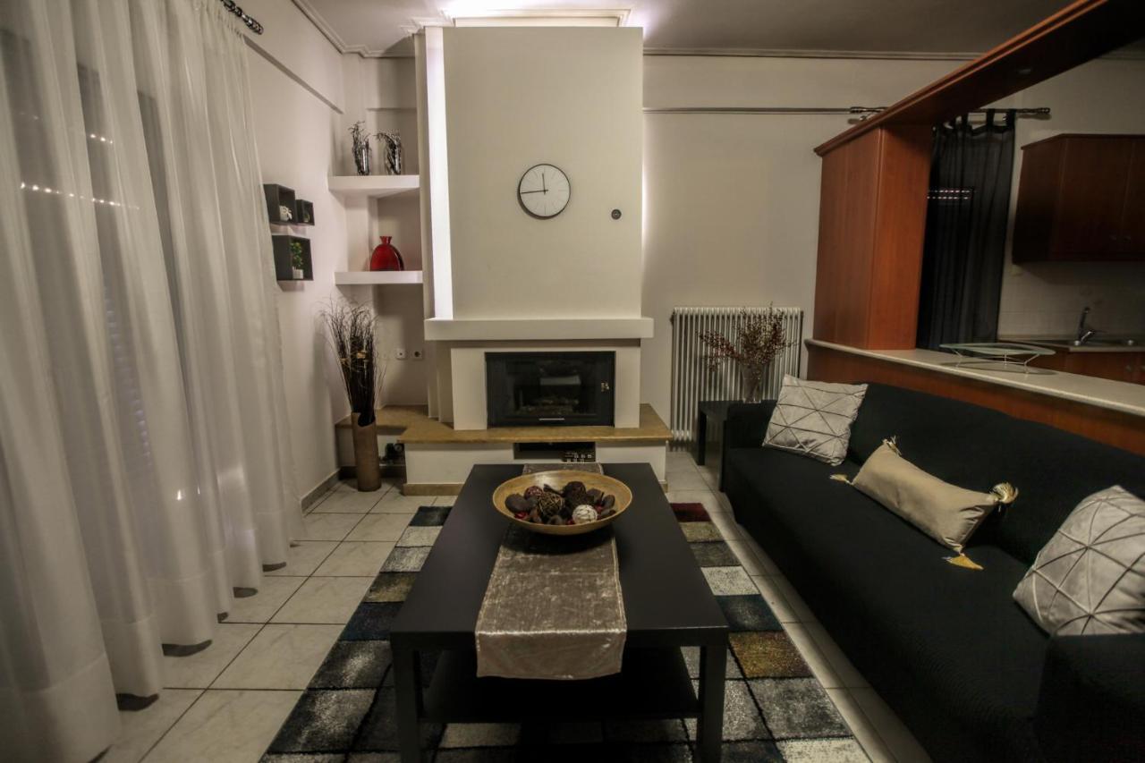 Grand Meteora Central Luxury Apartment กาลัมปากา ภายนอก รูปภาพ