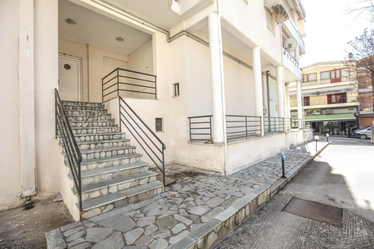 Grand Meteora Central Luxury Apartment กาลัมปากา ภายนอก รูปภาพ